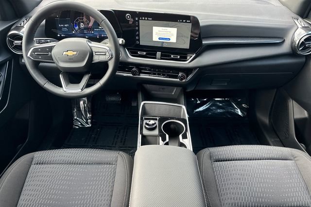 New 2026 Chevrolet Equinox LT image 18