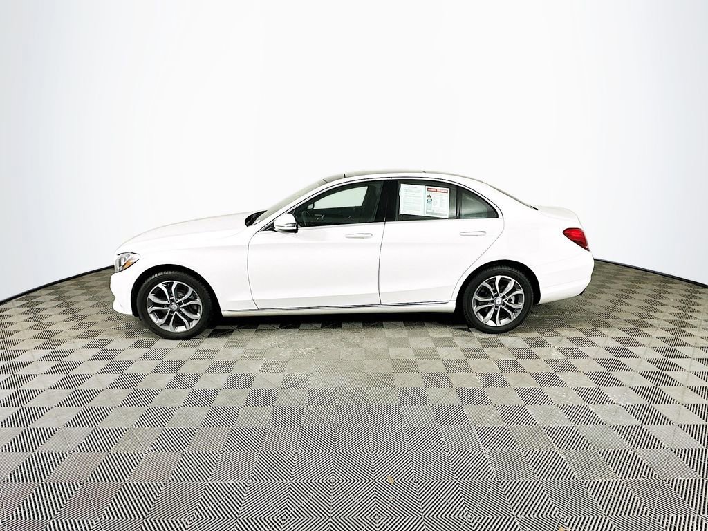 Used 2017 Mercedes-Benz C 300 4MATIC Sedan image 6
