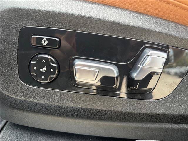 Used 2027 BMW X7 xDrive40i w/ Executive Package AWD/4WD image 4