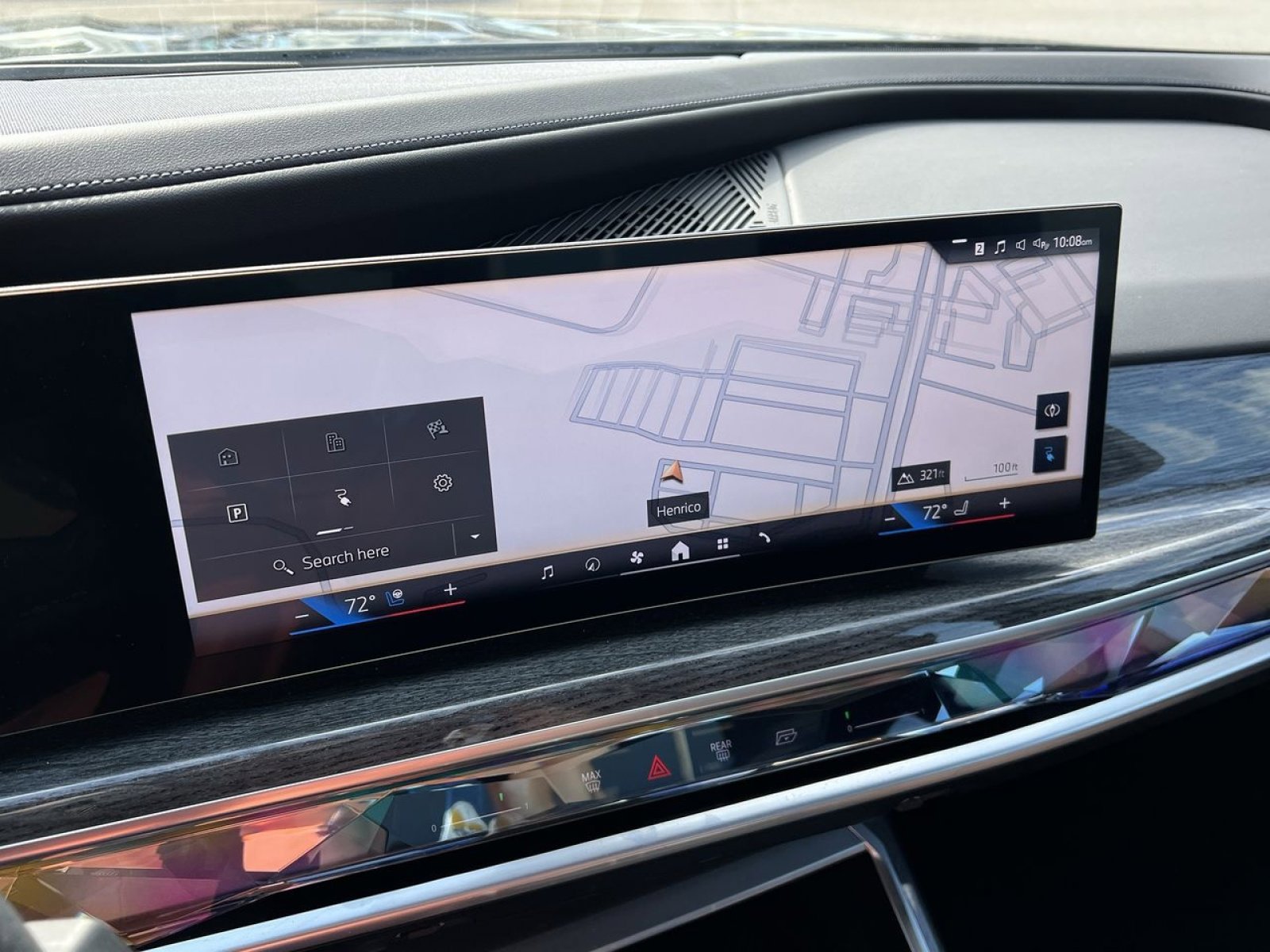 Used 2024 BMW i7 xDrive60 RWD image 21