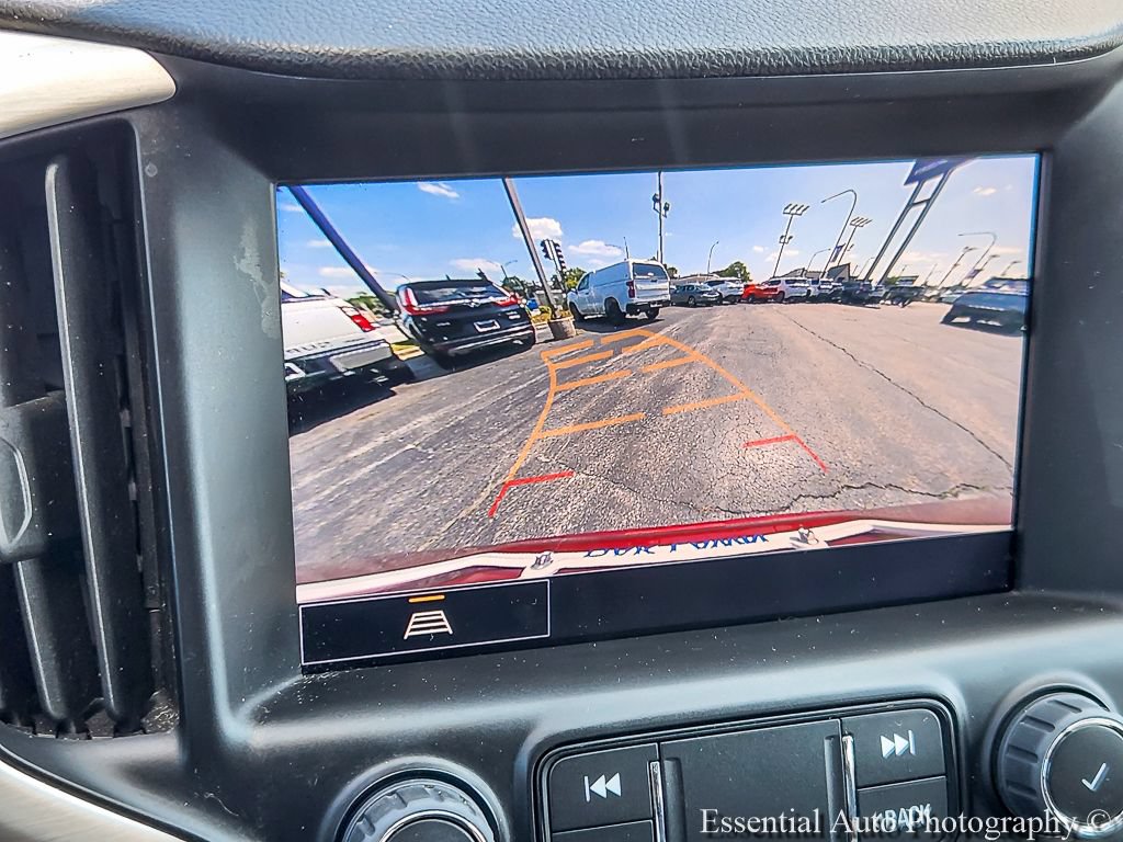 Used 2022 GMC Terrain SLT w/ Infotainment Package II FWD image 13