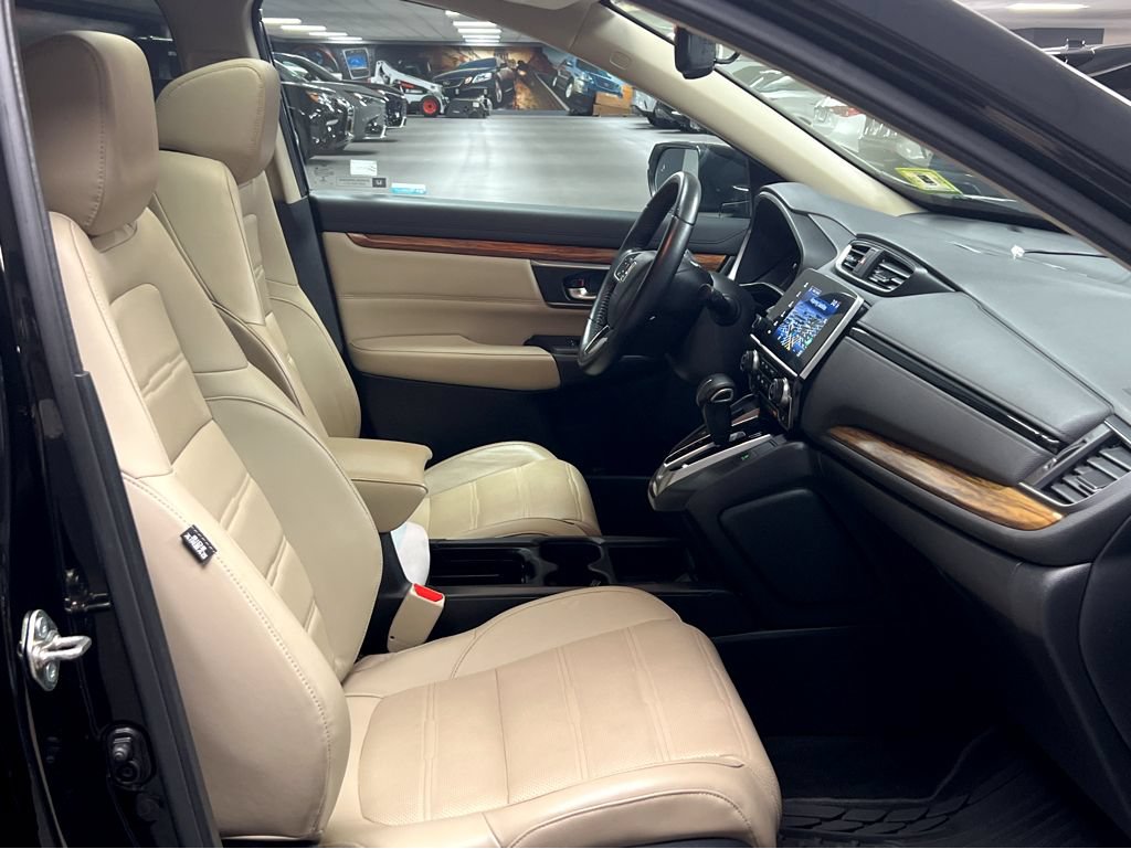 Used 2017 Honda CR-V Touring image 25