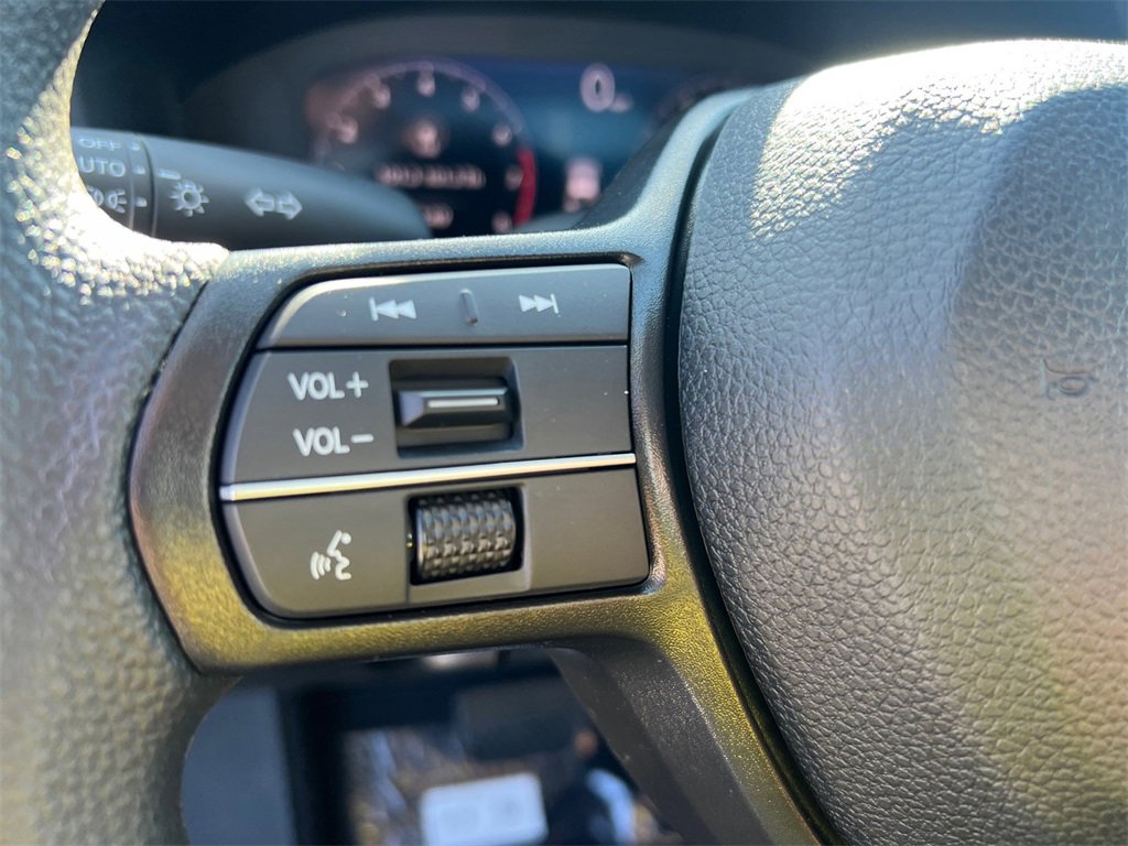 New 2025 Honda Accord SE image 17