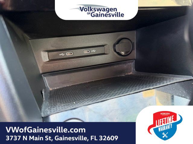 Certified 2023 Volkswagen Taos SE image 27