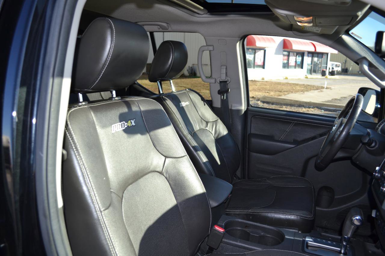 Used 2016 Nissan Frontier PRO-4X w/ Pro-4x Luxury Package image 33