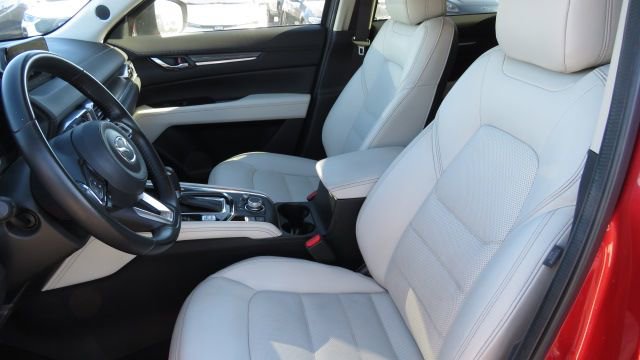 Used 2019 MAZDA CX-5 Grand Touring w/ GT Premium Package image 4