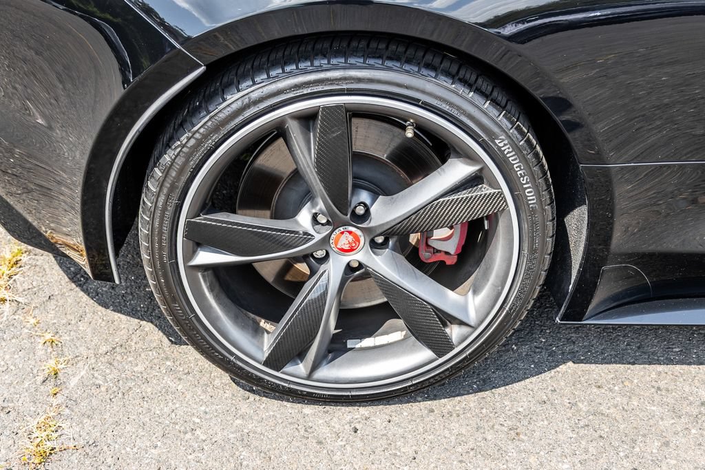 Used 2018 Jaguar F-TYPE R AWD/4WD image 6