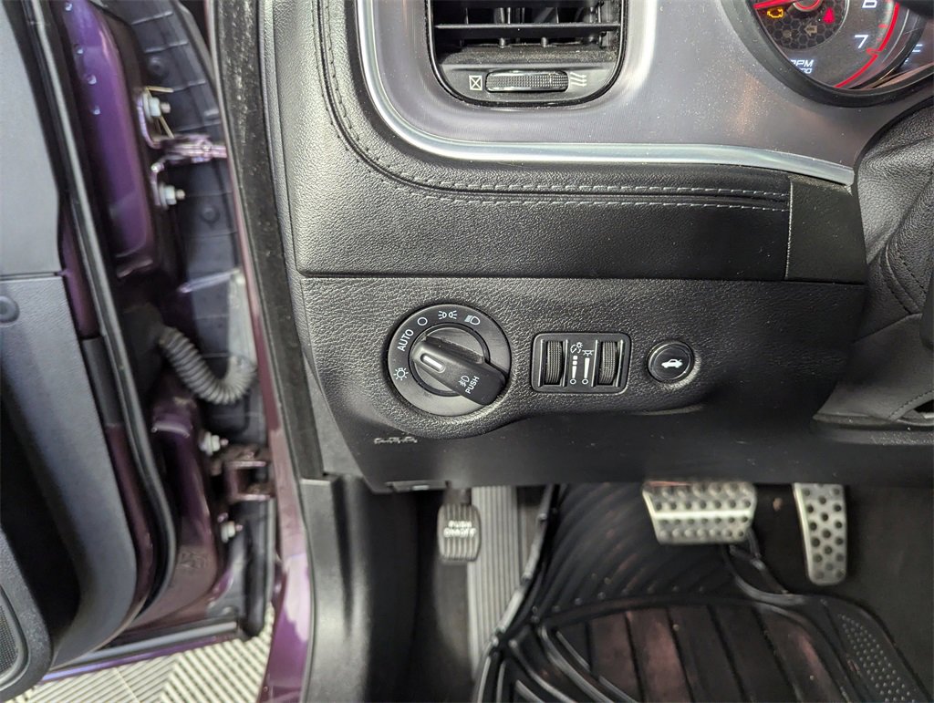 Used 2021 Dodge Charger R/T w/ Plus Group image 20