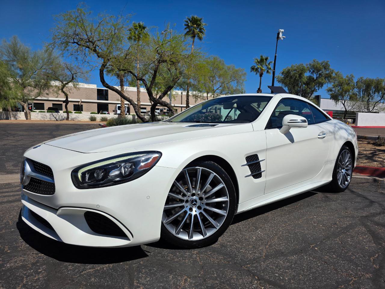 Used 2019 Mercedes-Benz SL 450 w/ Premium Package image 2