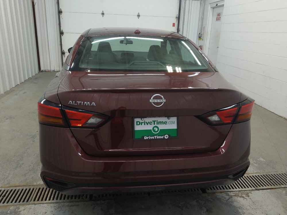 Used 2025 Nissan Altima 2.5 SV FWD image 6
