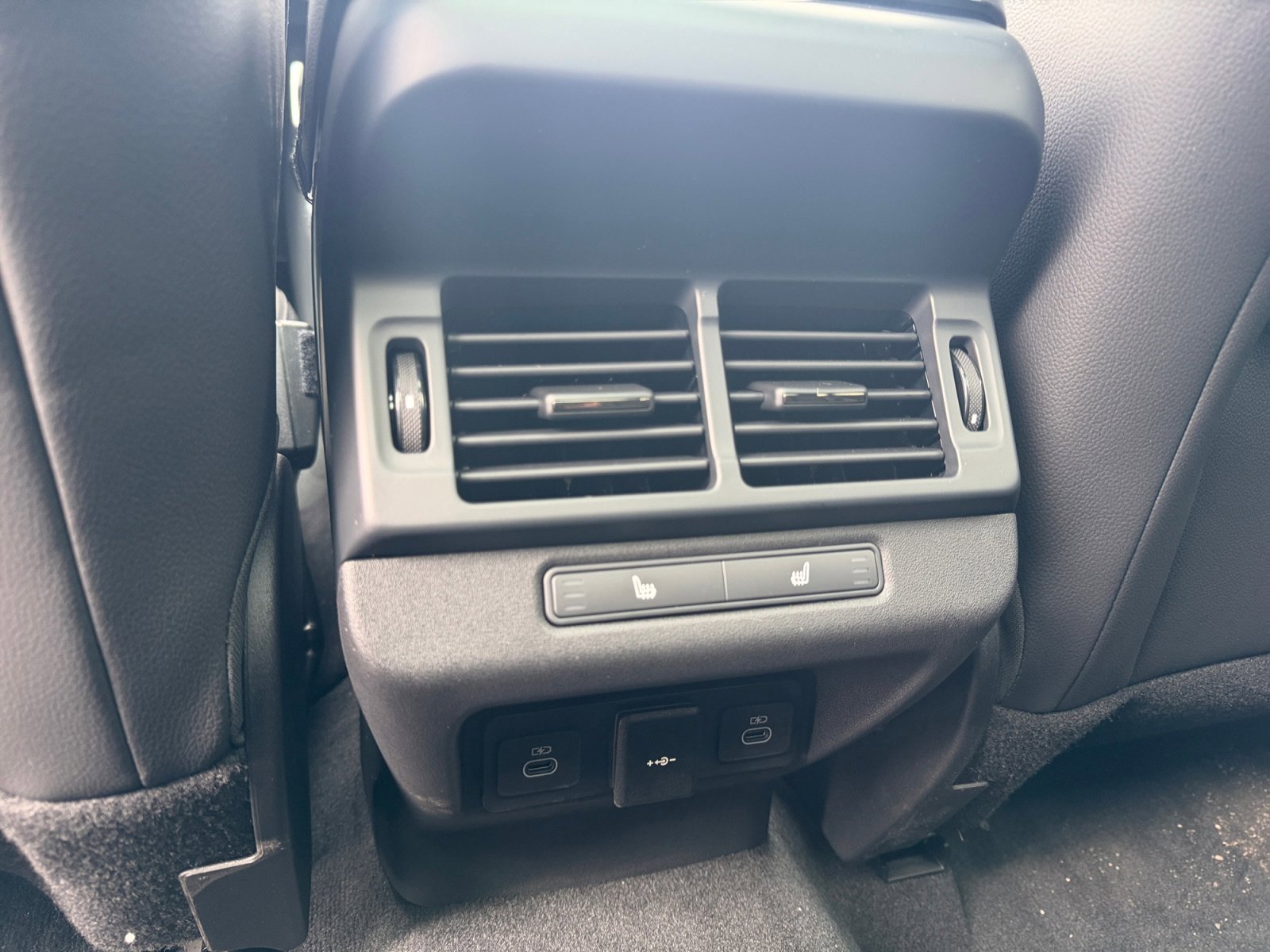 New 2026 Land Rover Range Rover Evoque Dynamic SE image 18