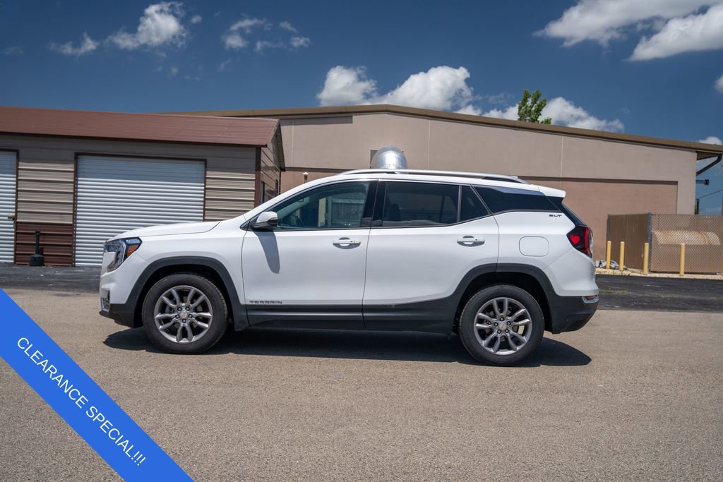 Used 2022 GMC Terrain SLT image 4