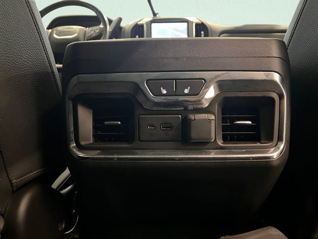 Used 2021 GMC Sierra 1500 Denali w/ Denali Ultimate Package AWD/4WD image 8