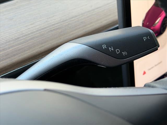 Used 2023 Tesla Model Y Long Range AWD/4WD image 24