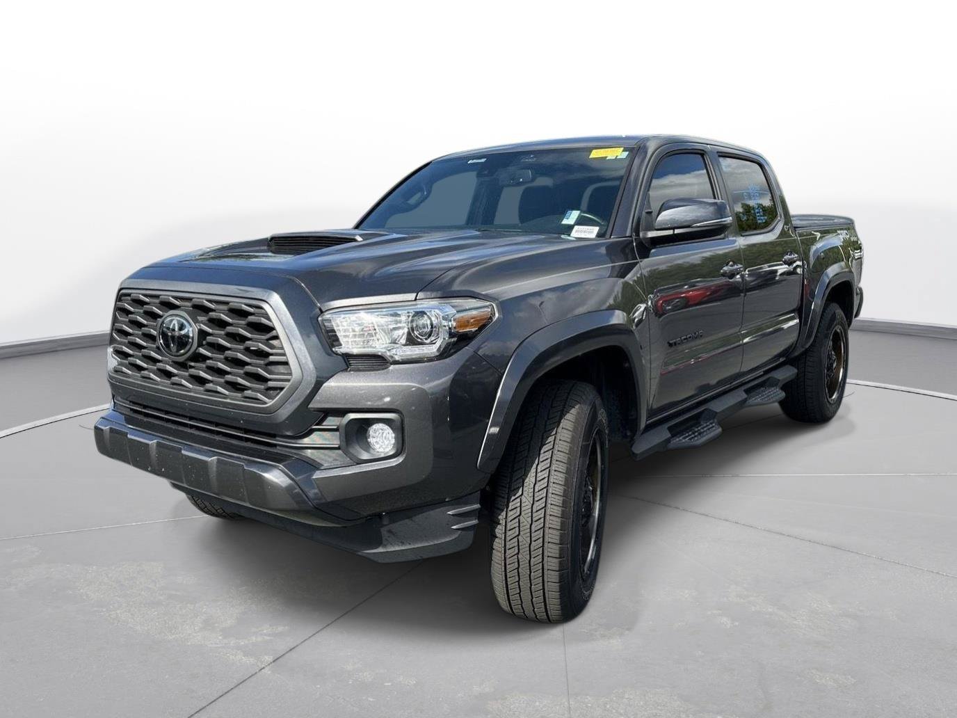 Used 2021 Toyota Tacoma TRD Sport AWD/4WD image 2
