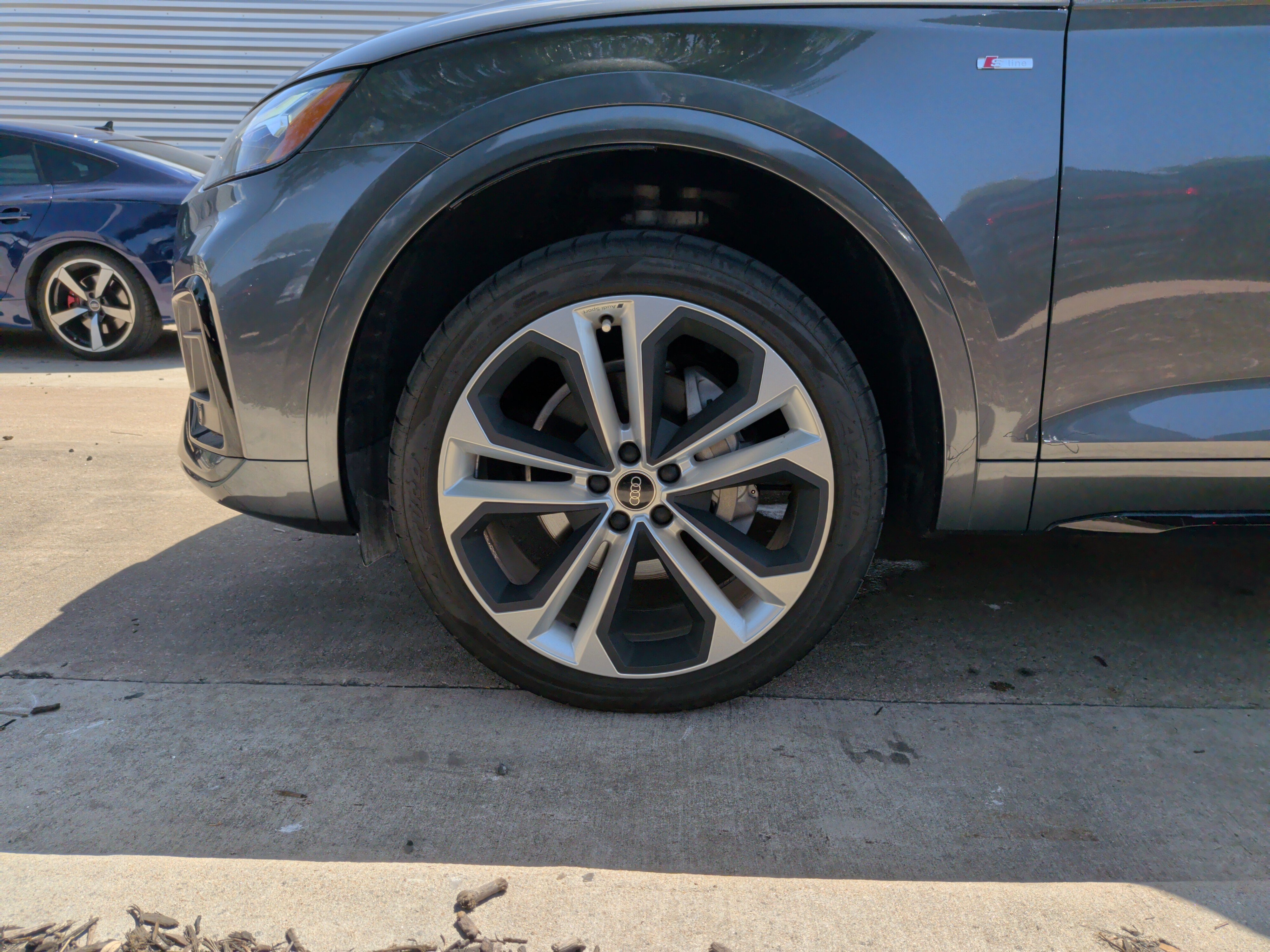 Used 2023 Audi Q5 2.0T Premium Plus w/ Premium Plus Package AWD/4WD image 12