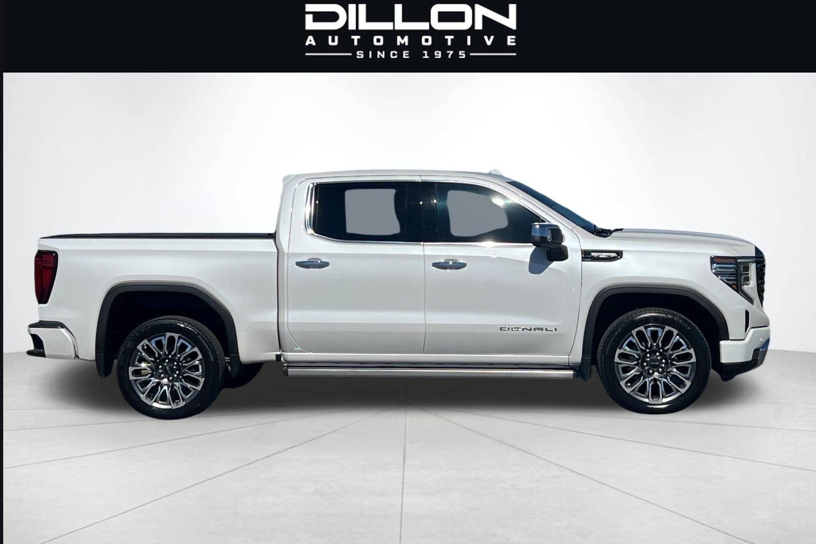 Used 2024 GMC Sierra 1500 Denali Ultimate AWD/4WD image 32