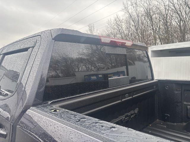 Used 2022 GMC Sierra 1500 AT4X image 6