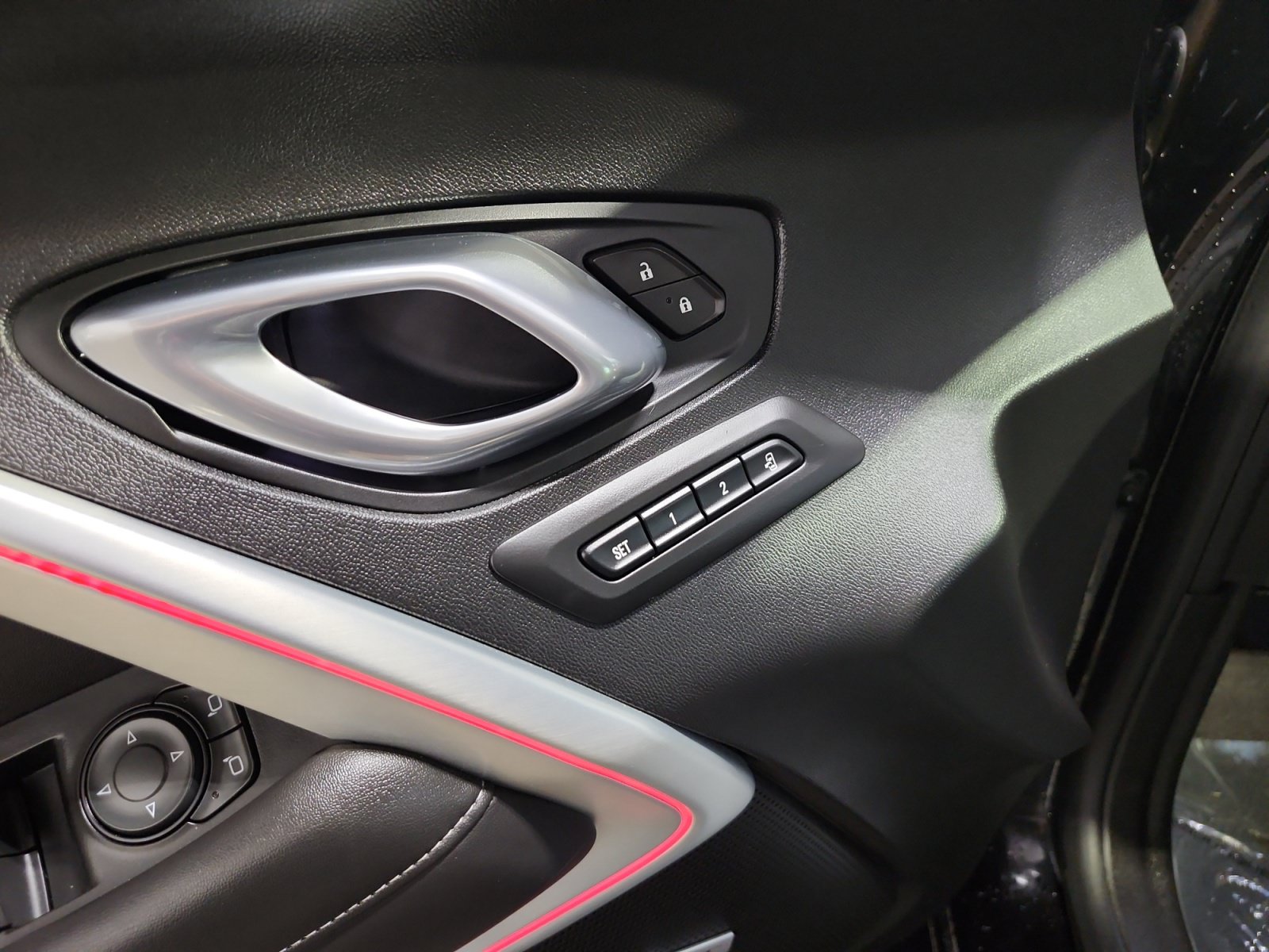 Used 2019 Chevrolet Camaro SS RWD image 23