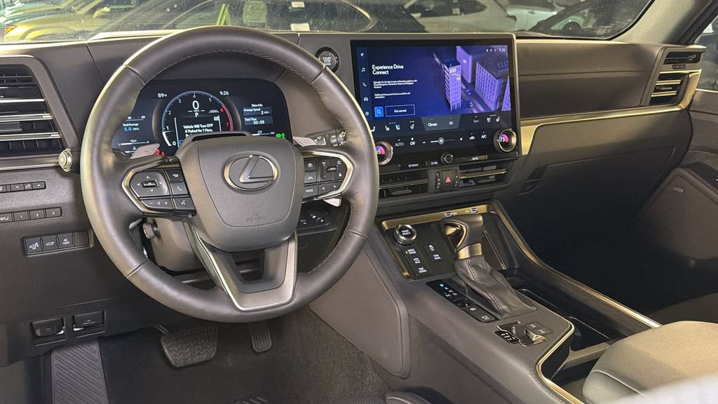 Used 2024 Lexus GX 550 AWD/4WD image 18