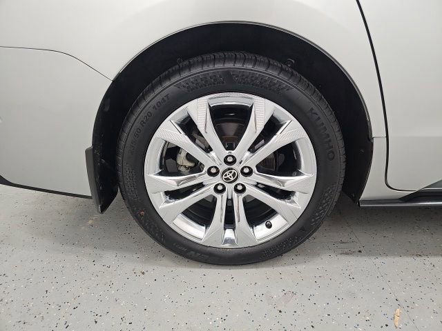 Certified 2022 Toyota Sienna Platinum FWD image 8