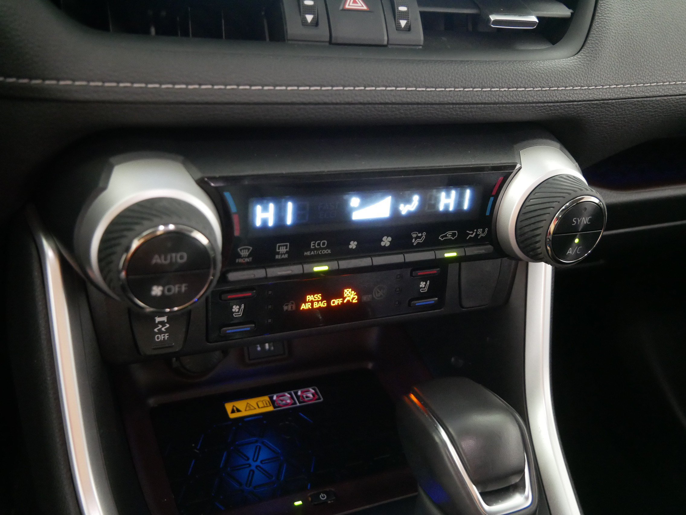 Used 2025 Toyota RAV4 Limited w/ Advanced Technology Package AWD/4WD image 23