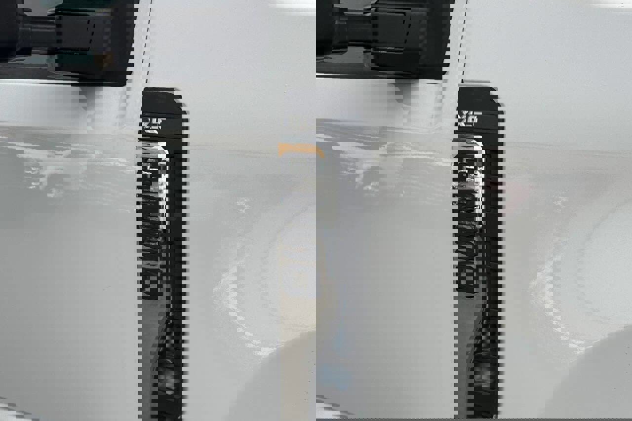 Used 2024 Ford F250 XLT w/ FX4 Off-Road Package image 10