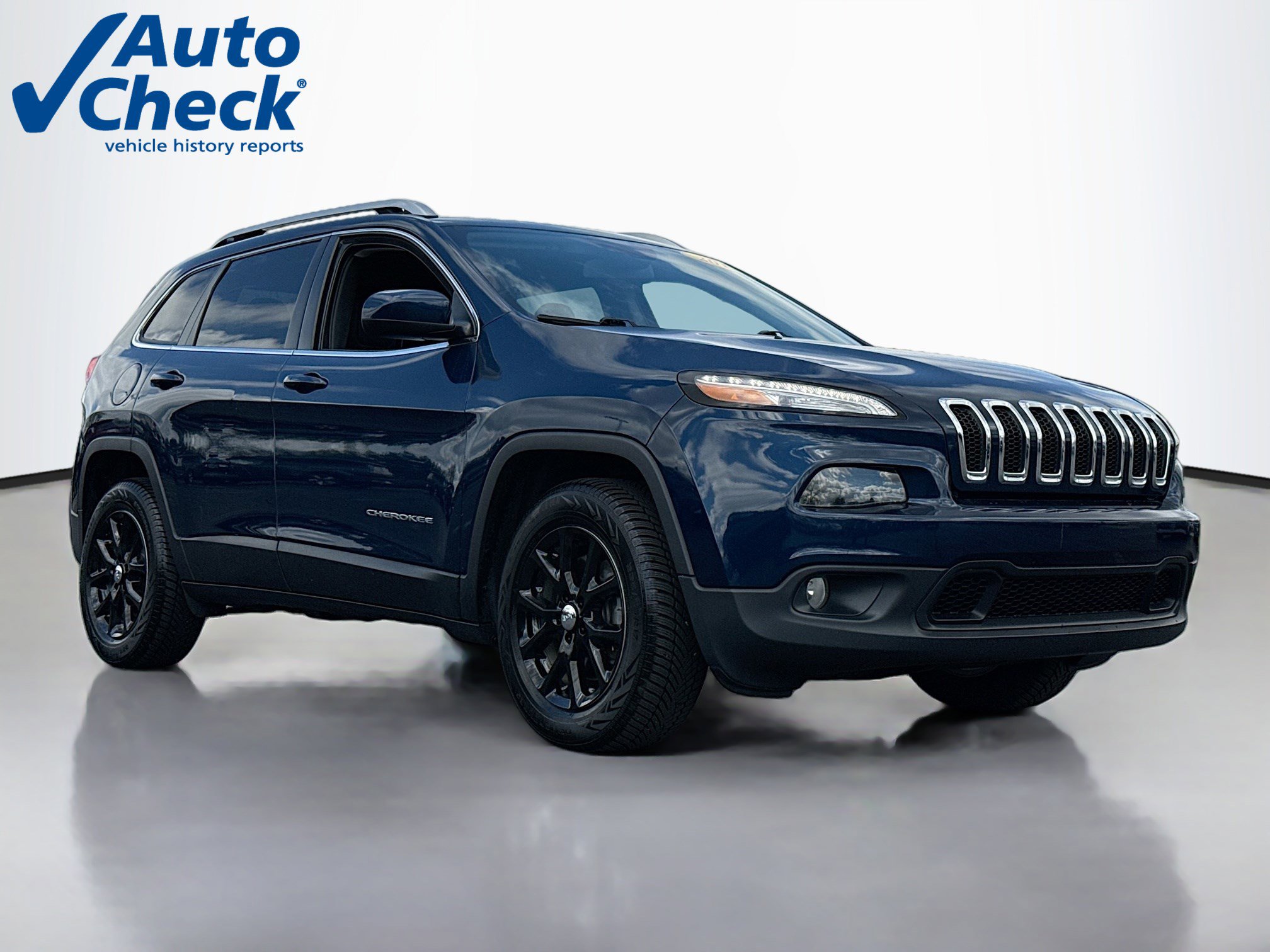 Used 2018 Jeep Cherokee Latitude Plus w/ Cold Weather Group AWD/4WD video 1