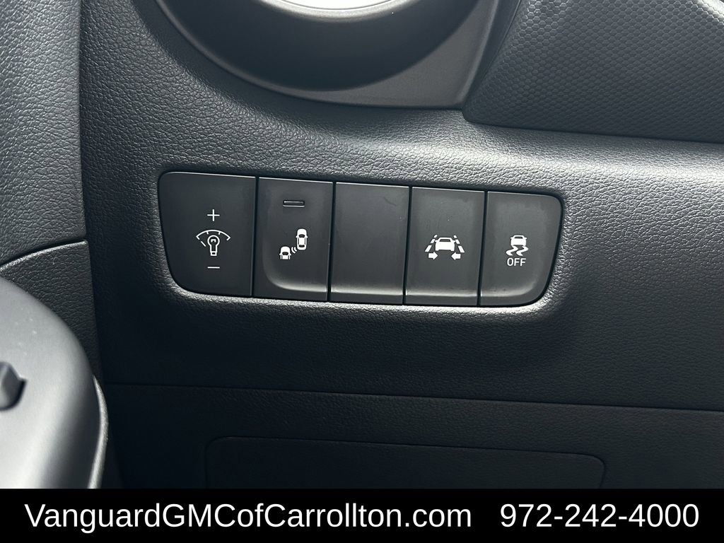 Used 2021 Hyundai Kona SEL w/ Cargo Package image 25