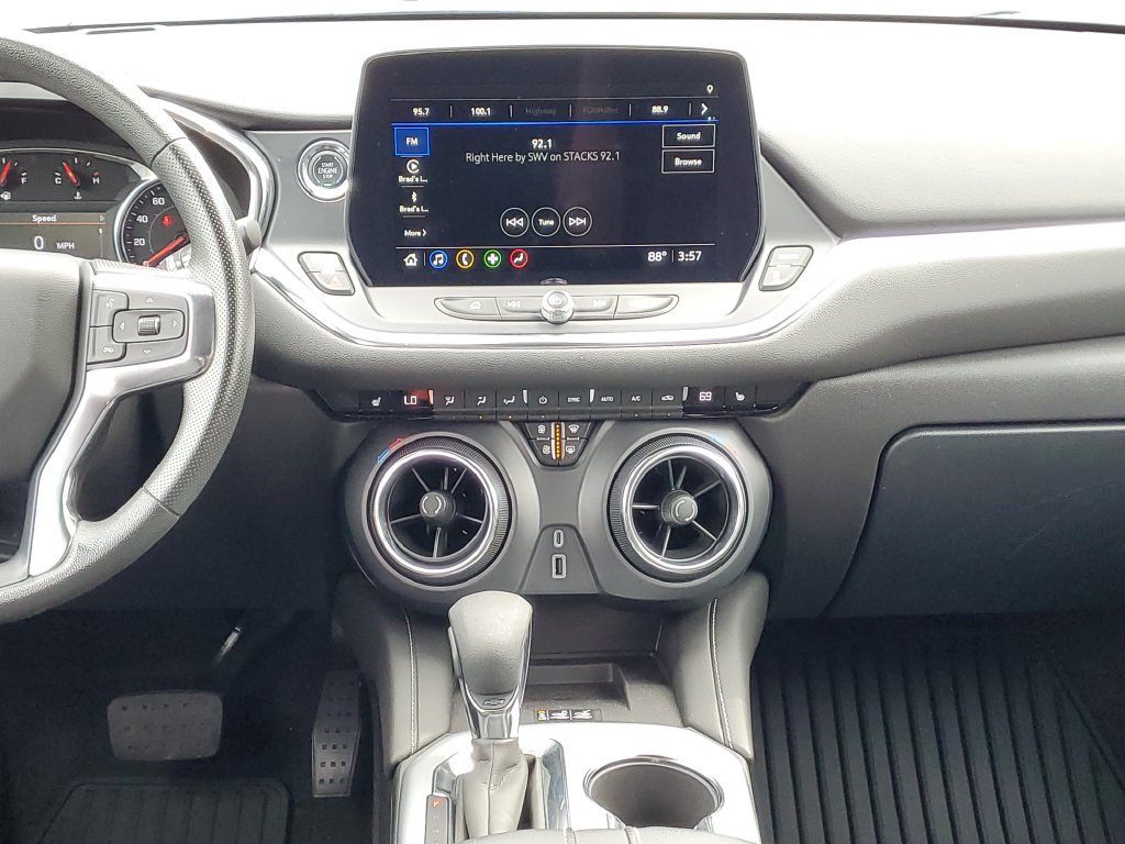 Used 2024 Chevrolet Blazer LT w/ Convenience Package FWD image 25