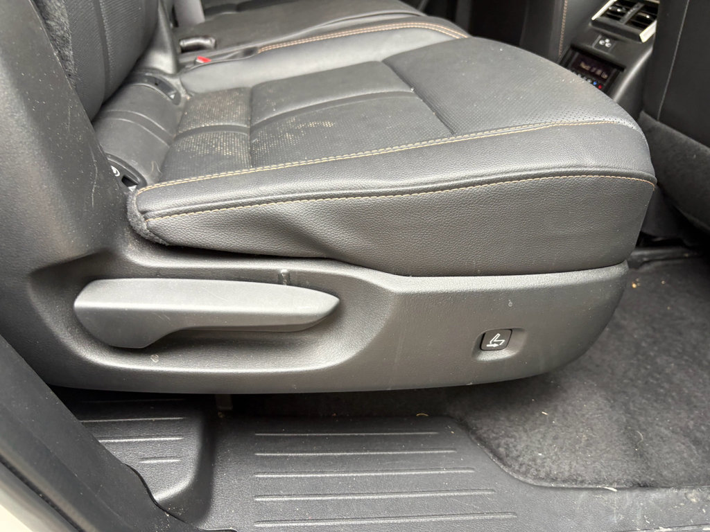 Used 2024 MAZDA CX-90 Plug-In Hybrid w/ Preferred AWD/4WD image 26