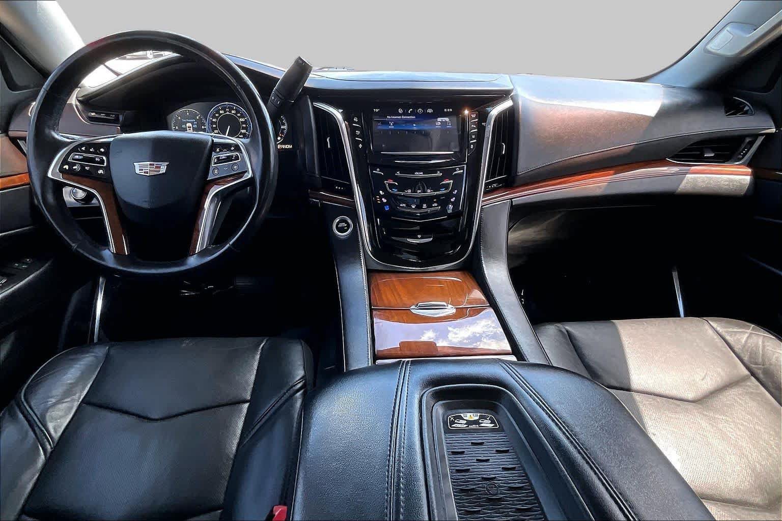 Used 2015 Cadillac Escalade ESV Luxury AWD/4WD image 15