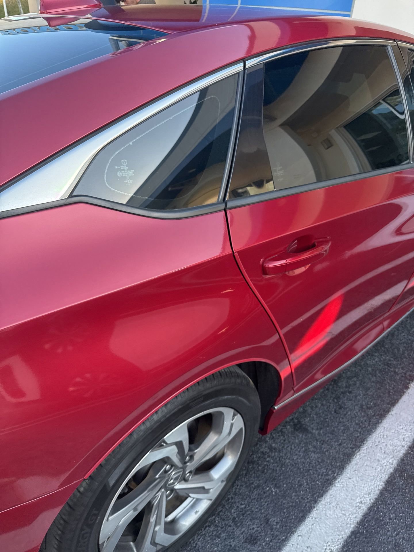 Used 2018 Honda Accord EX-L image 12