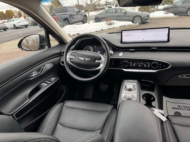 Used 2025 Genesis GV70 2.5T image 40