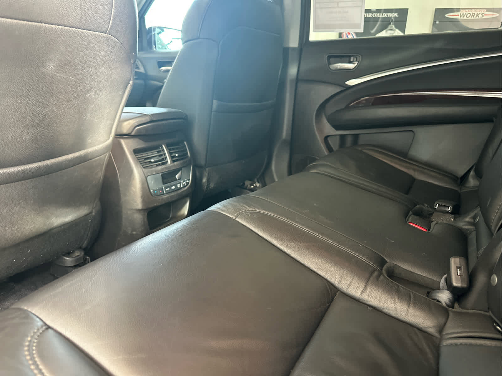 Used 2016 Acura MDX SH-AWD image 29