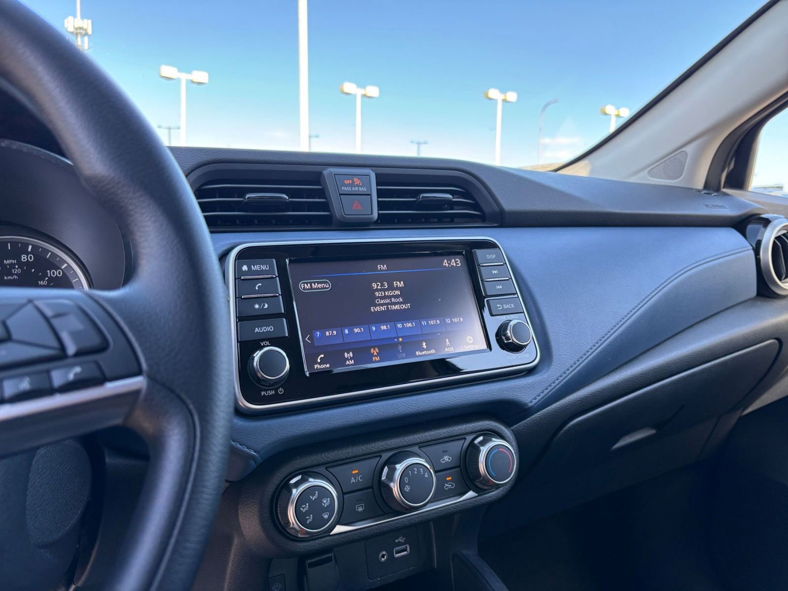 Used 2025 Nissan Versa SV FWD image 20