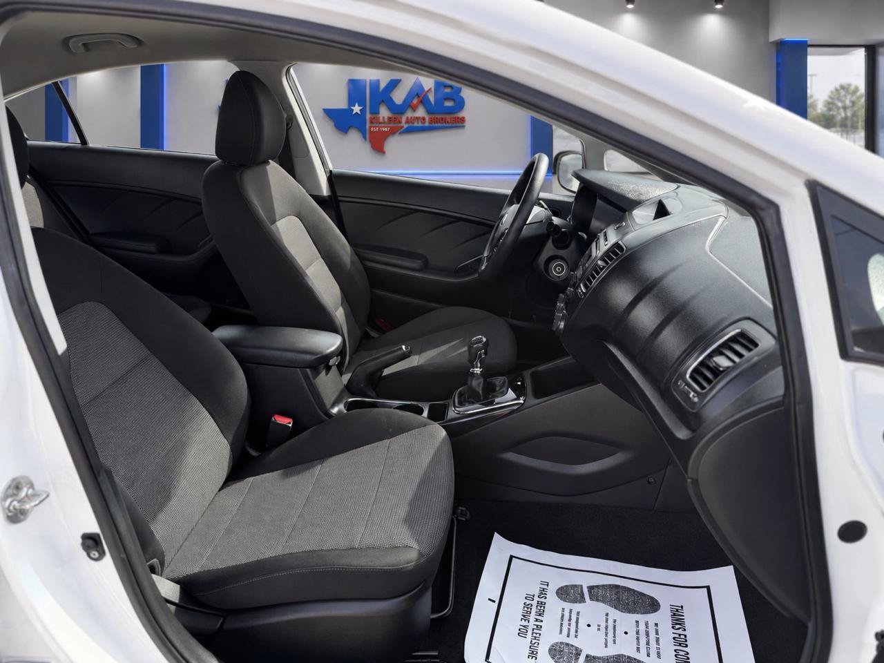 Used 2018 Kia Forte LX FWD image 18