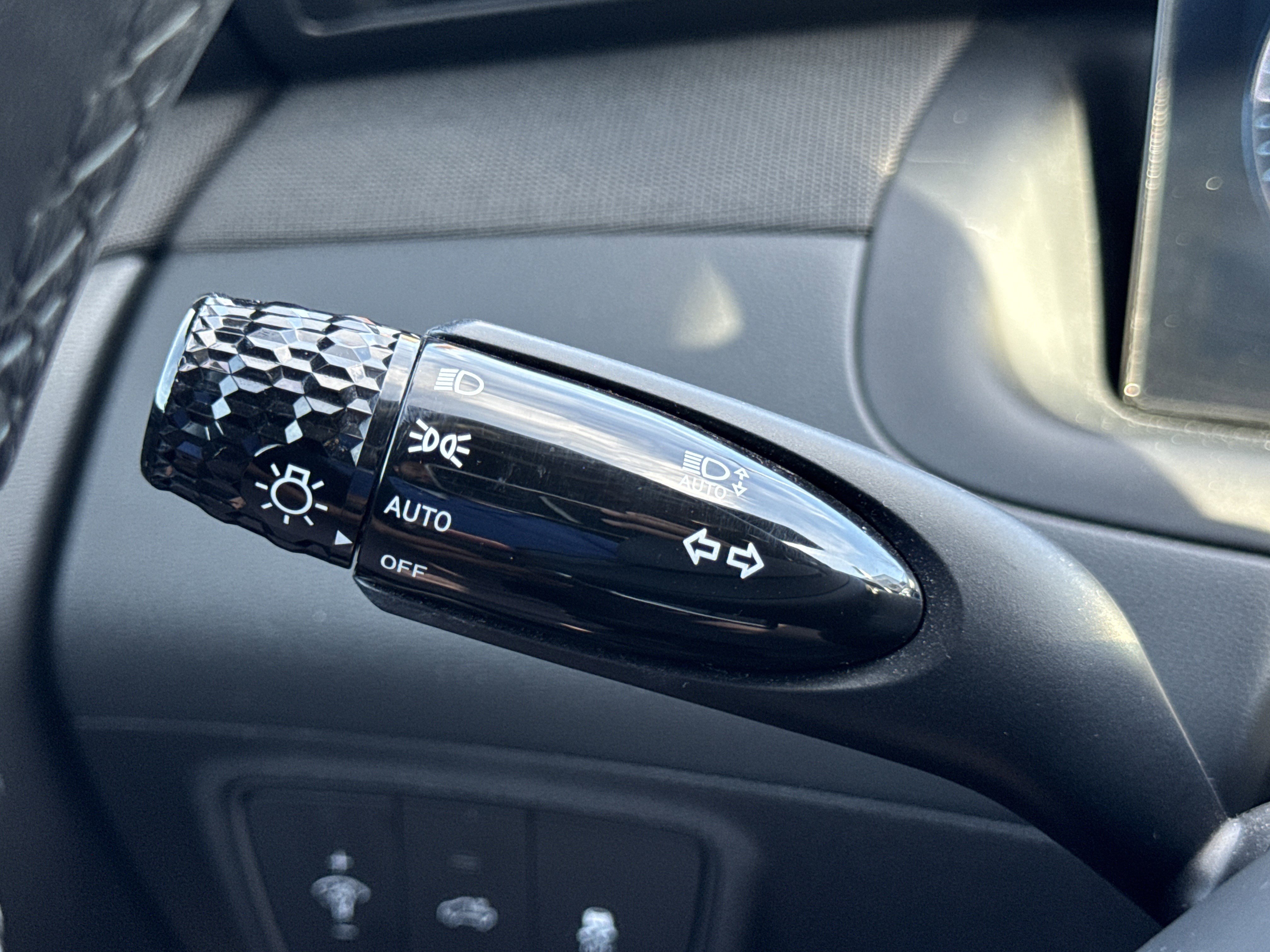 Used 2023 Hyundai Santa Cruz Limited w/ Cargo Package image 16