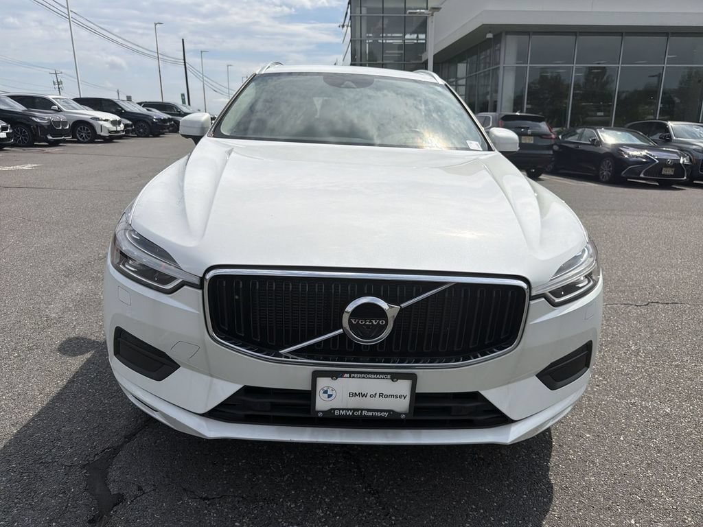 Used 2018 Volvo XC60 T6 Momentum w/ Advanced Package AWD/4WD image 14