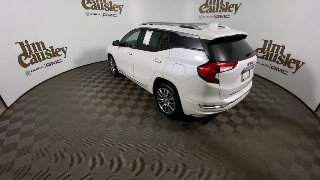 Certified 2023 GMC Terrain Denali w/ Denali Premium Package AWD/4WD image 6
