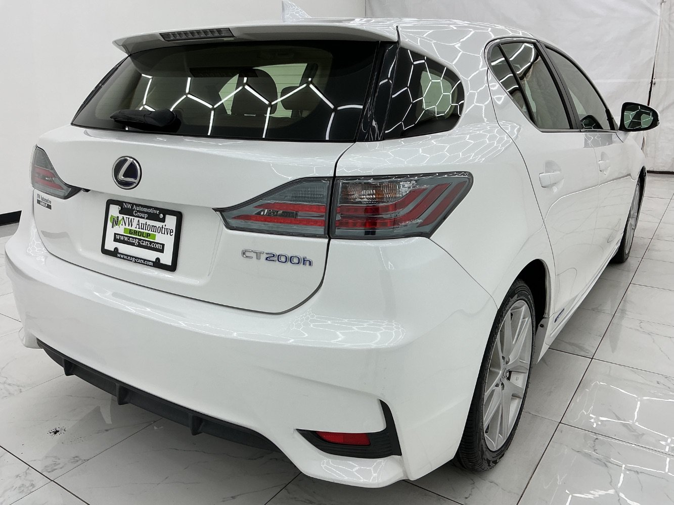 Used 2015 Lexus CT 200h FWD image 8