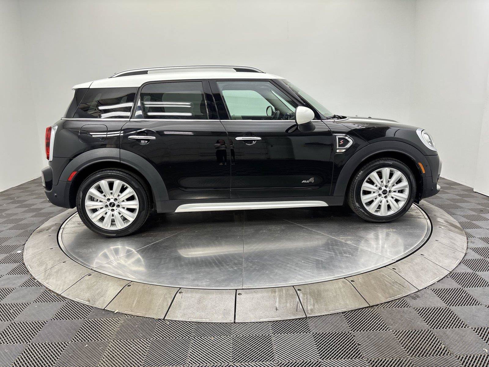 Used 2017 MINI Cooper Countryman S AWD/4WD image 17