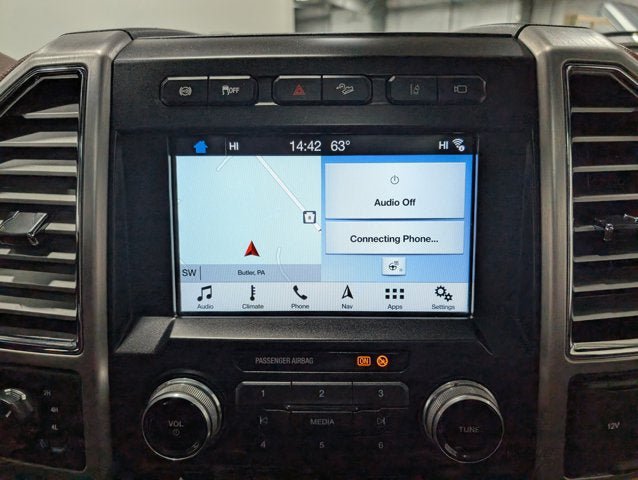 Used 2018 Ford F250 Platinum w/ Platinum Ultimate Package AWD/4WD image 25