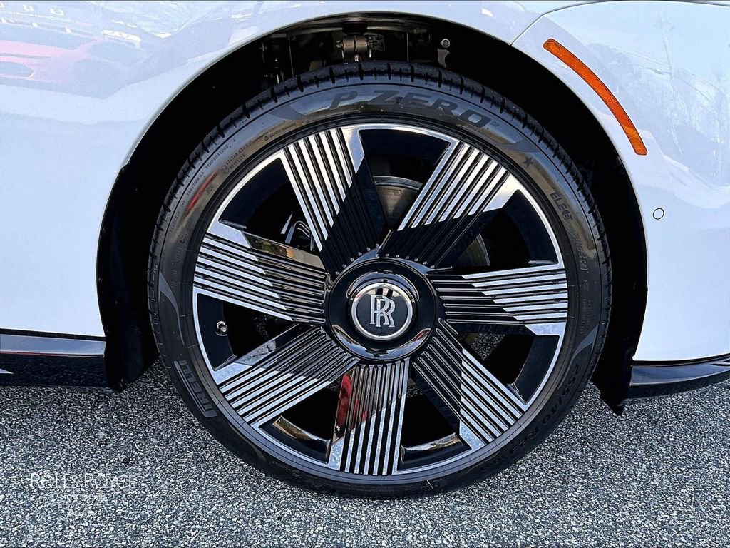 New 2025 Rolls-Royce Spectre w/ Spectre Launch Package image 16