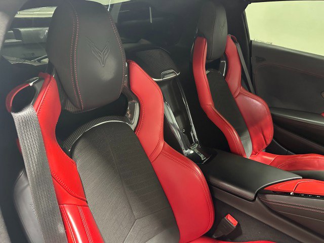 Used 2022 Chevrolet Corvette Stingray Premium Cpe w/ Z51 Performance Package RWD image 16