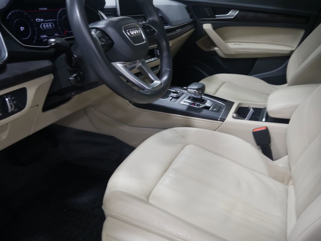 Used 2020 Audi Q5 2.0T Premium Plus w/ Premium Plus Package image 18