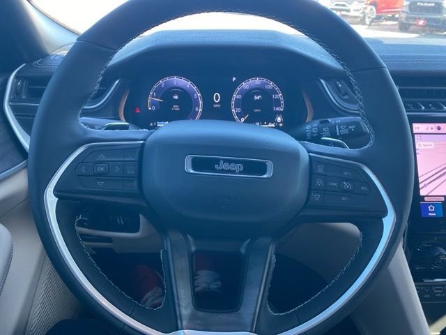 New 2025 Jeep Grand Cherokee L Limited image 17