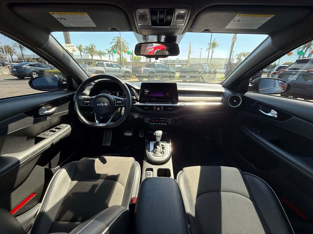 Used 2023 Kia Forte GT-Line w/ GT-Line Premium Package image 14