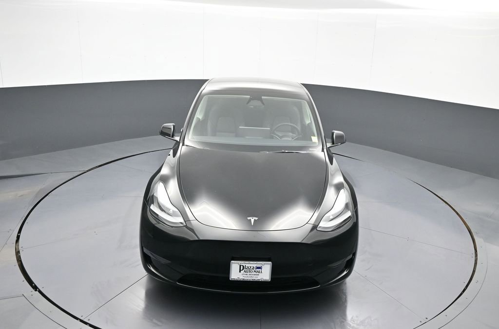 Used 2023 Tesla Model Y Long Range image 36