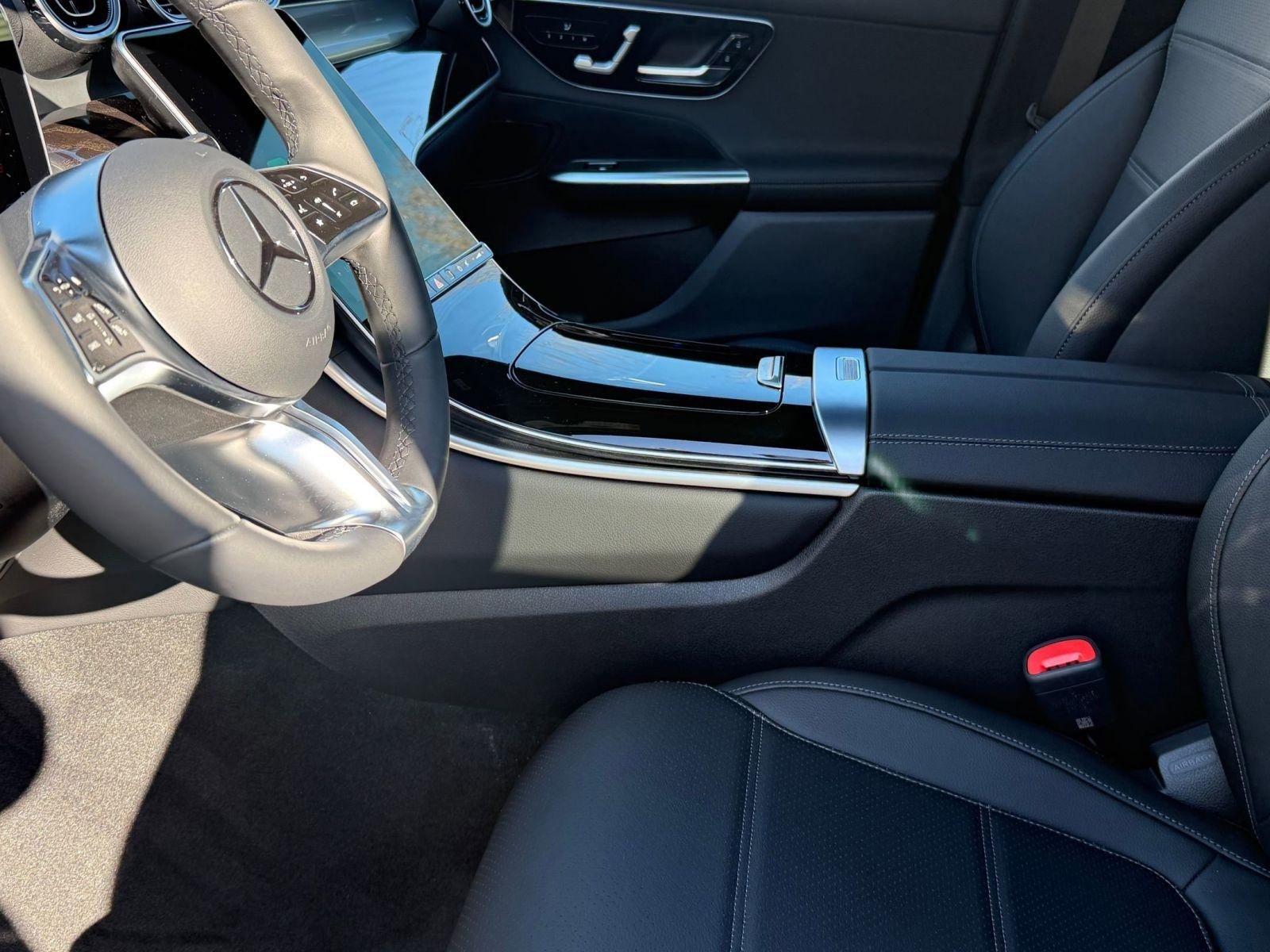 New 2026 Mercedes-Benz GLC 300 image 22